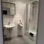Helle Fuer 8 Personen Mit 4 Schlafzimmern * Essen