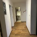Appartement Helle Fuer 8 Personen Mit 4 Schlafzimmern