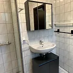 Appartement Helle Fuer 8 Personen Mit 4 Schlafzimmern Essen