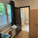 Helle Fuer 8 Personen Mit 4 Schlafzimmern Appartement