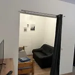 Helle Fuer 8 Personen Mit 4 Schlafzimmern Appartement Essen