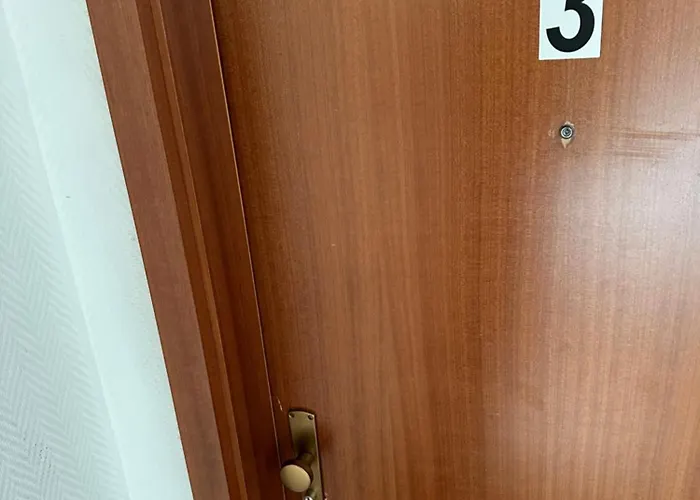 Helle Fuer 8 Personen Mit 4 Schlafzimmern