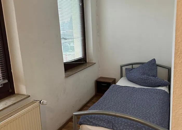 Helle Fuer 8 Personen Mit 4 Schlafzimmern