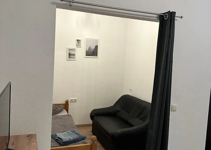 Helle Fuer 8 Personen Mit 4 Schlafzimmern 公寓 埃森